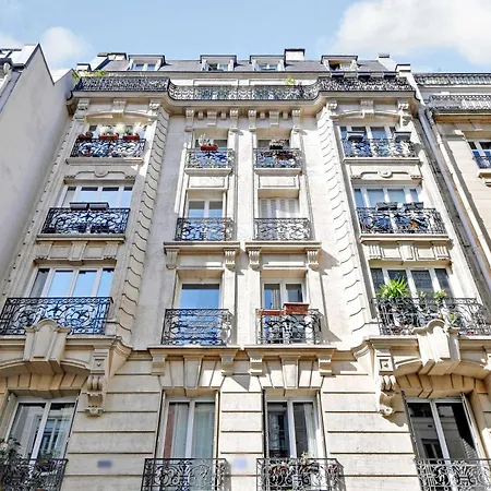 Ideal For 2 People - Marche Des Batignolles Apartment *